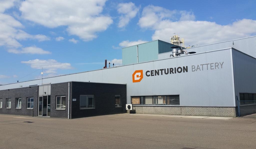 ONZE PRODUCTIE IN ROERMOND Centurion Battery produceert al bijna 90 jaar accu s in haar eigen fabriek te Roermond.