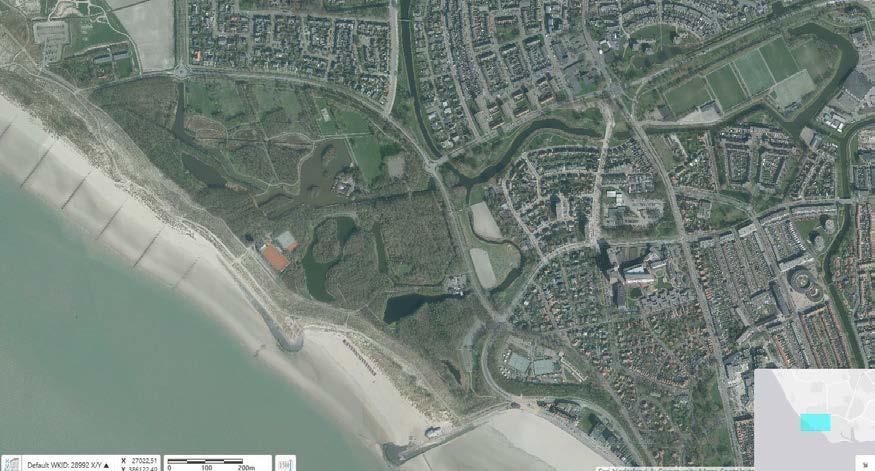 3. Bureaustudie Het plangebied ligt ten westen van de kern van Vlissingen en ten noordoosten van de boulevard en het strand (zie afbeelding 3.1). Binnen dit kader zijn twee zoeklocaties aangeduid.