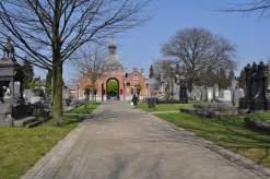 06 06 11 11 06 11 DOORSTEEKBAARHEID De toegang van de begraafplaats van Silsburg aan de Vleerakkerstraat is