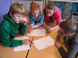 groep 4 en de rekenzwakke leerlingen van groep 5 andere opgaven dan met de basis- en plusgroep van groep 5. Dit doet ze volgens het principe om en om.