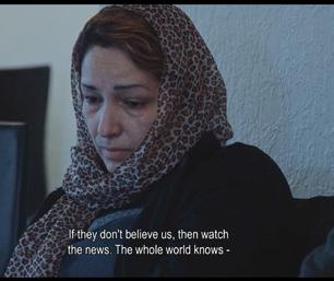 2 voor de film Rokhsar en haar familie zijn gevlucht nadat haar broer is vermoord.