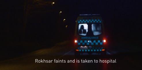 Nu, nadat deze documentaire is gemaakt, weet iedereen alles over Rokhsar en haar familie. Op welke manier kan dit vervelend zijn voor Rokhsar?