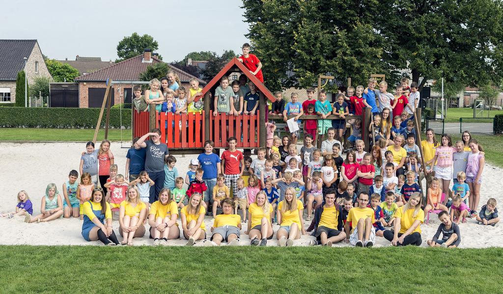 Enkel voor de busuitstappen is inschrijven verplicht! Maar ouders die zekerheid wensen wat betreft opvang kunnen hun kinderen inschrijven bij de jeugddienst vanaf maandag 4 juni, tel.