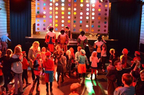 PIETENDISCO Op vrijdagavond 24 november is het weer feesten geblazen tijdens de Pietendisco in De Greef! Vorig jaar was het heel erg gezellig.