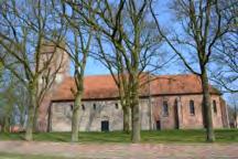 Zijn naamdag is 19 augustus. In de kerk zijn fresco s te zien uit de 13 de en 14 de eeuw. De afbeelding van het geboorteverhaal is wel het bijzonderst.