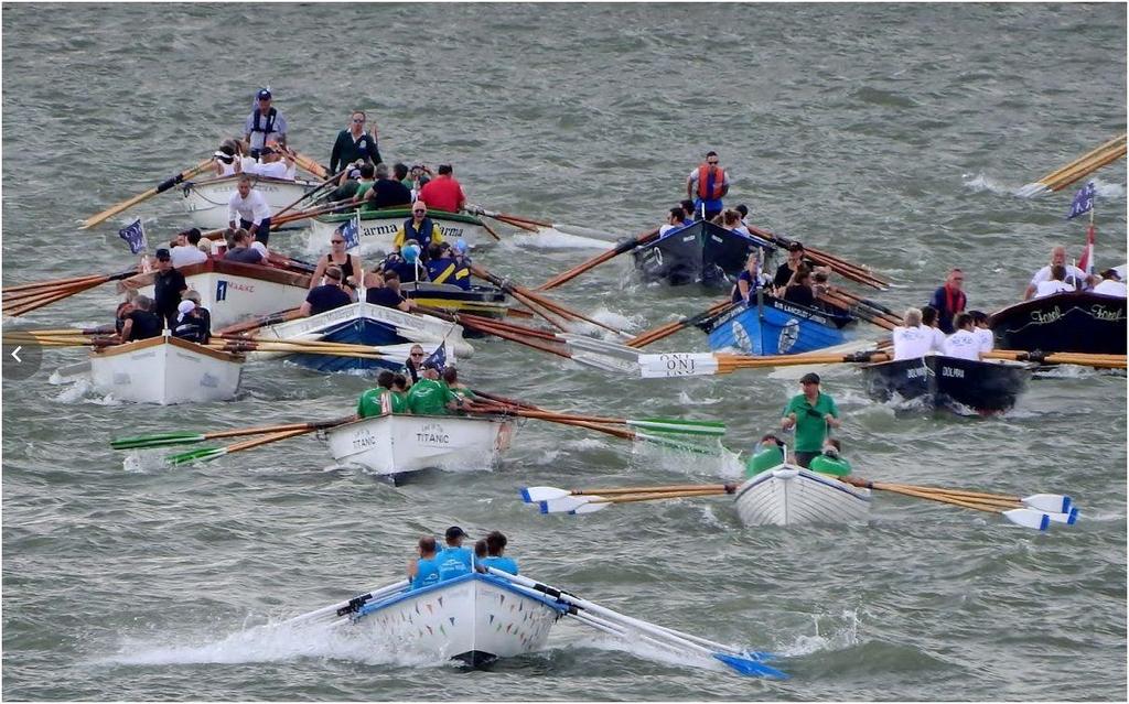 MAASRACE TE ROTTERDAM De laatste Maasrace(?) Op de website van de Maasrace werd het al aangekondigd dit zou de laatste editie zijn.