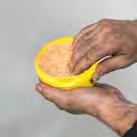 Reinigingsdoekjes voor handen Productbasis: viscose/pet/pp 1 reinigende kant met een sterk absorptievermogen 1 schurende kant om het vuil te verwijderen Sterke reinigingsdoekjes Dermatologisch