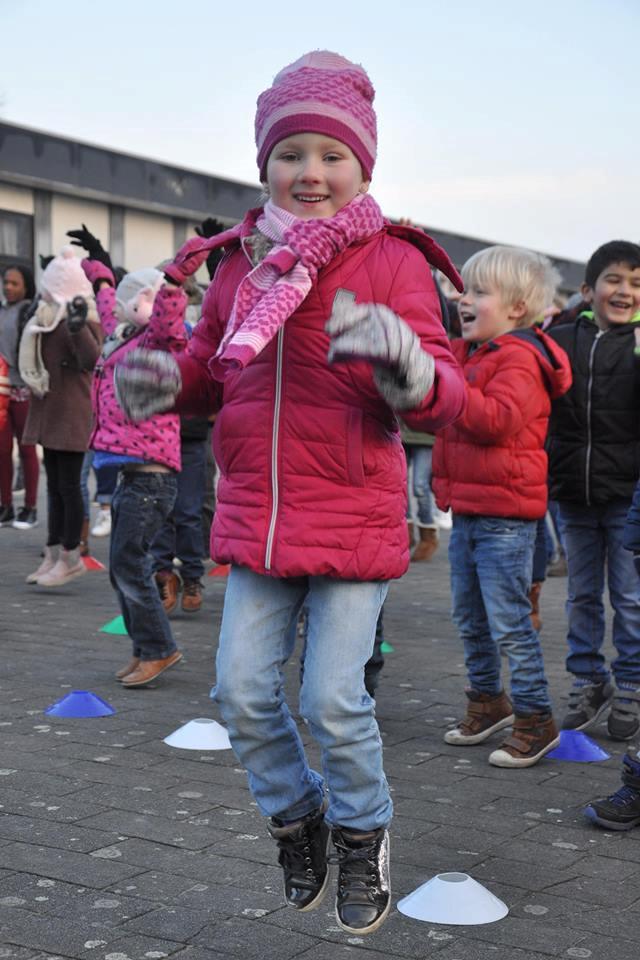 NIEUWS UIT DE KLEUTERKLASSEN Op dinsdag 6 februari deden we met z n allen terug