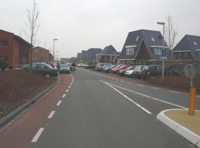 Verkeersonderzoek Belangrijkste knelpunten Knelpunt 5: Parkeersituatie Nijlstraat Aan het begin van de