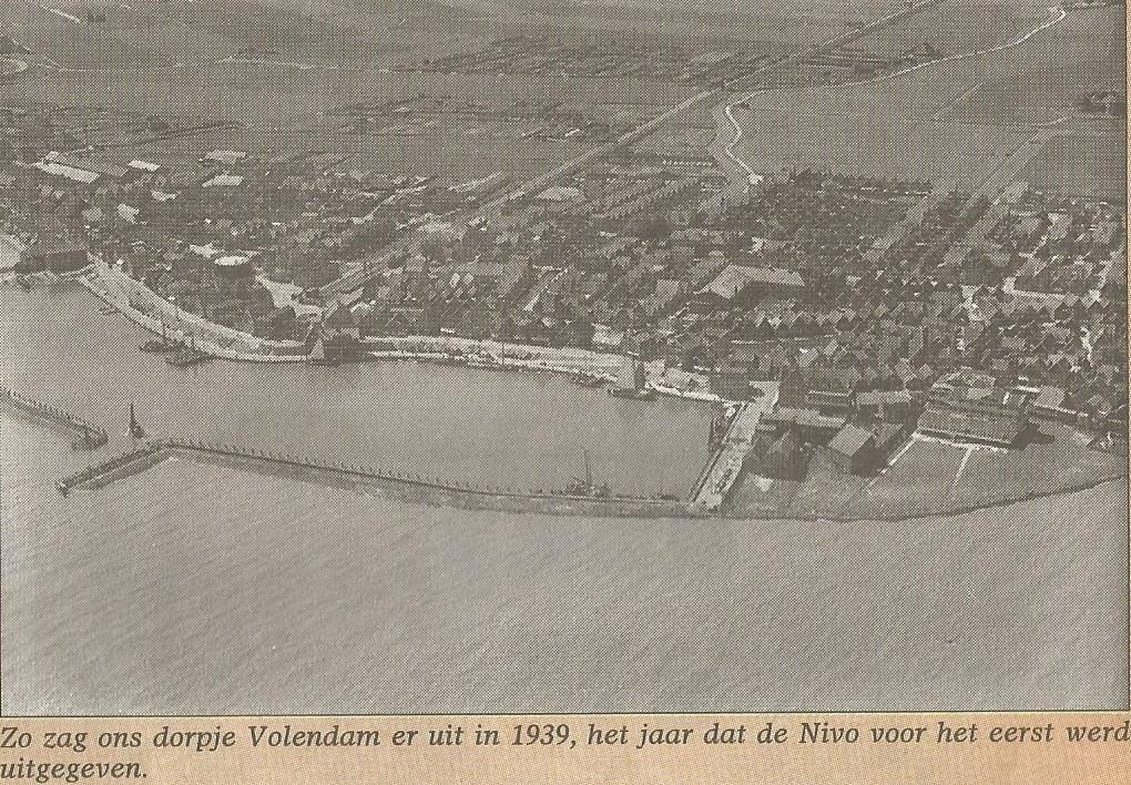 Volendam enorm gegroeid in 75 jaar tijd In vergelijking met de tegenwoordige tijd stelde Volendam in 1939 nog weinig voor.