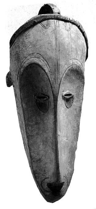 Rond 1906 was Picasso zeer betrokken bij Afrikaanse primitieve beeldhouwkunst.