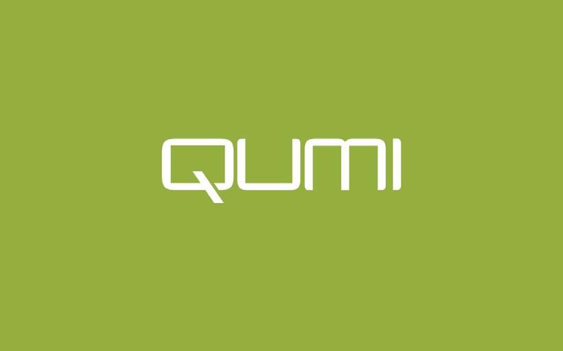 De Qumi in- en uitschakelen 1. Sluit de wisselstroomadapter aan op de Qumi. Stop het andere uiteinde van de wisselstroomadapter in het stopcontact.
