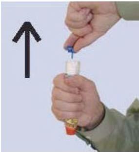 Haal de EpiPen junior vervolgens loodrecht uit uw been (de oranje naaldhuls zal uitschuiven en de naald bedekken).