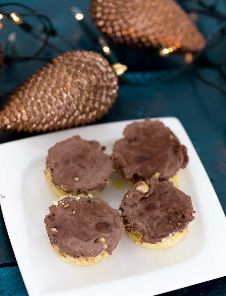 CHOCOLADETAARTJES Deze taartjes zijn een ware kokos-chocolade droom. bereidingstijd: 20 min.