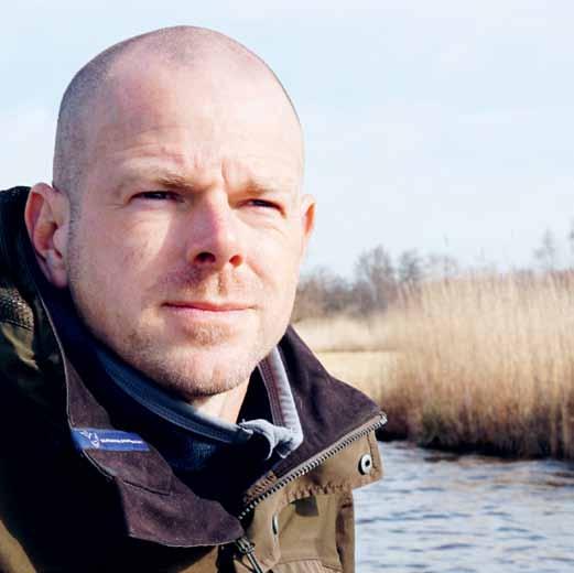 Op Pad met Martijn van Schie in het Nieuwkoopse Plassengebied CV Martijn van Schie 1997-2002 natuur- en landschapstechniek Hogeschool Larenstein 2002-2003 junior ecologisch adviseur ecologisch