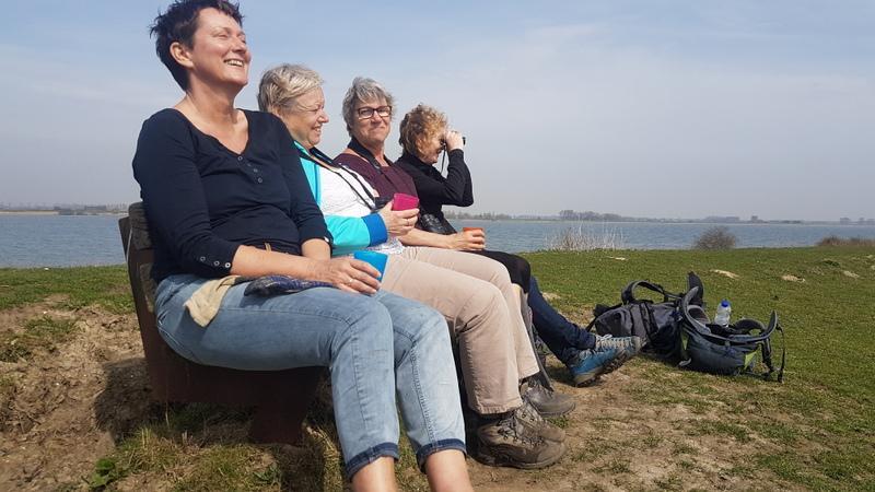 Via de dijk liepen we terug naar het dorpje dat Gehucht wordt genoemd.