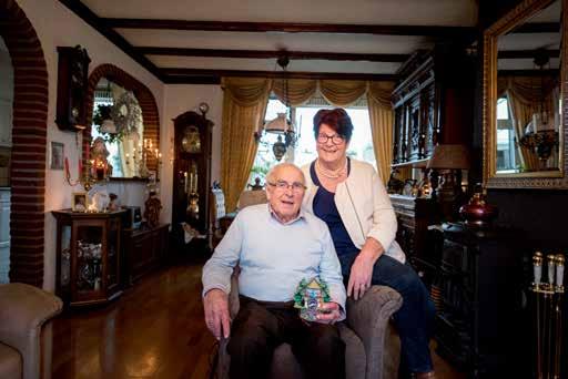 Wim en Riek Sprenger, huurders sinds augustus 1965 We willen hier zo lang mogelijk blijven Wim (86) en Riek (82) Sprenger wonen al 52 jaar in een woning van Woningstichting Domus aan de Schepen