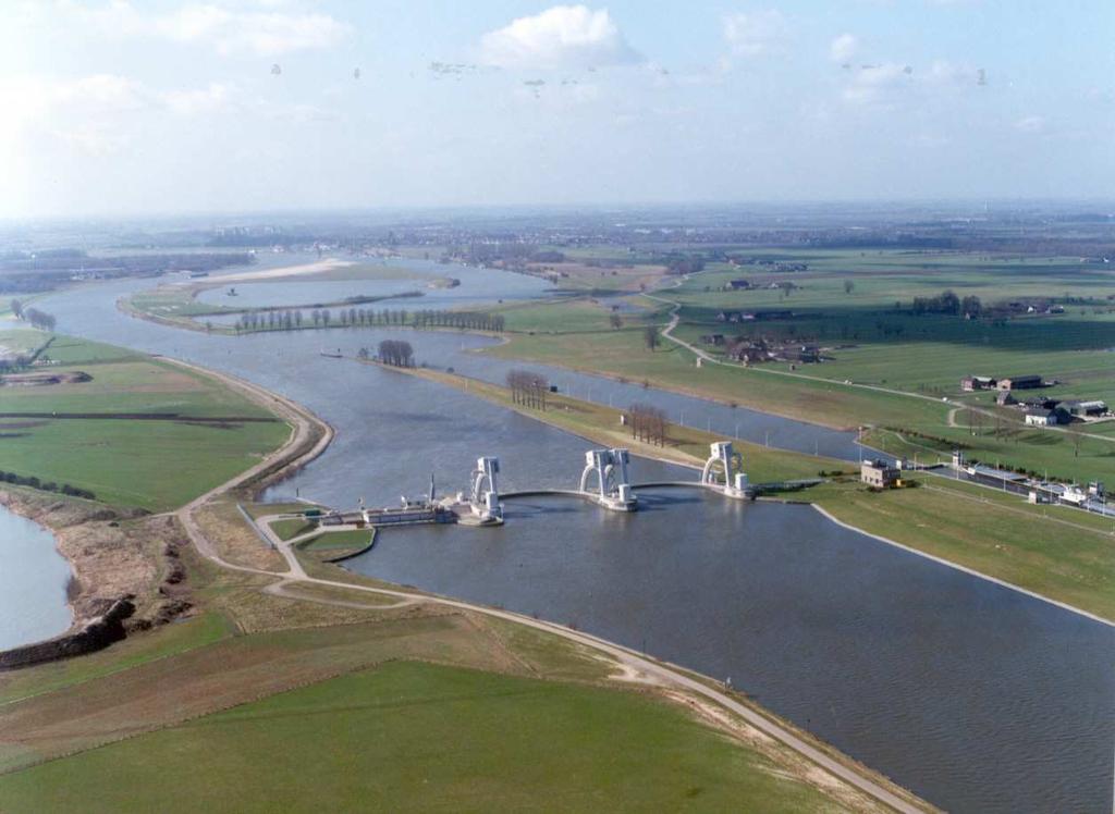 water op zand Waal Nederrijn IJssel Fotografie: