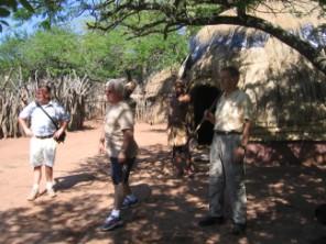 Op dinsdag en woensdag 23 en 24 oktober zijn we in het Ntshondwe Camp geweest, een wildpark met erg mooie en moderne