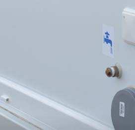koelkast Buitendeuren Stalen geïsoleerde deur 860x2115 mm Sanitair WT RVS stalen wastroggen met mengkranen, met duurzame