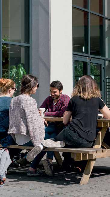 STUDENTENRAAD PPSR De PPSR (Psychologische en Pedagogische StudentenRaad) probeert de stem van de studenten te bundelen en die via de studentenvertegenwoordigers te vertalen naar raden en commissies.