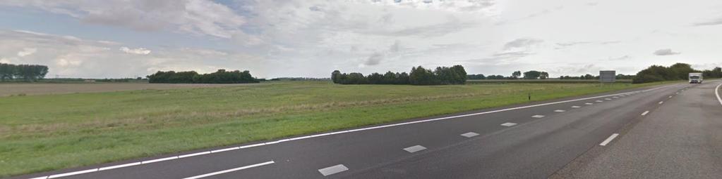 LANDSCHAPSANALYSE massa/ruimte en zichtlijnen Het plangebied is open van karakter.