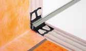 9) Schlüter -DILEX-EF is een flexibel, ééndelig hoekprofiel van gecombineerde harde en zachte kunststof voor verticale inwendige hoeken of voor wand-vloeraansluitingen.