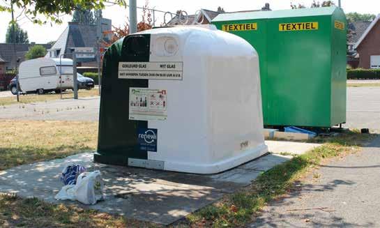 11 Bied je afval op tijd aan Regelmatig krijgen we klachten van wijkbewoners omdat hun afval niet is opgehaald. Meestal komt dit omdat zij hun afval op een verkeerd moment aanbieden.