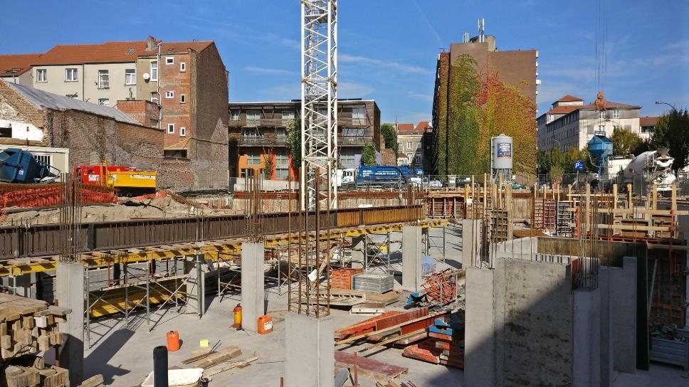 Brunfaut, Sint-Jans-Molenbeek De renovatiewerken aan de projecten Leopold (Luik) en Scheldevleugel (Oudenaarde) worden eveneens voortgezet.