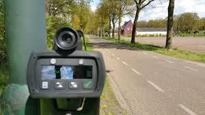 Snelheidsboetes motorrijden Bebouwde Kom (BK) Werkzaamheden BK Buiten BK Werkzaamheden buiten BK Met 4 km/u - 27 Met 4 km/u - 45 Met 4 km/u - 24 Met 4 km/u - 37 Met 5 km/u - 33 Met 5 km/u - 54 Met 5