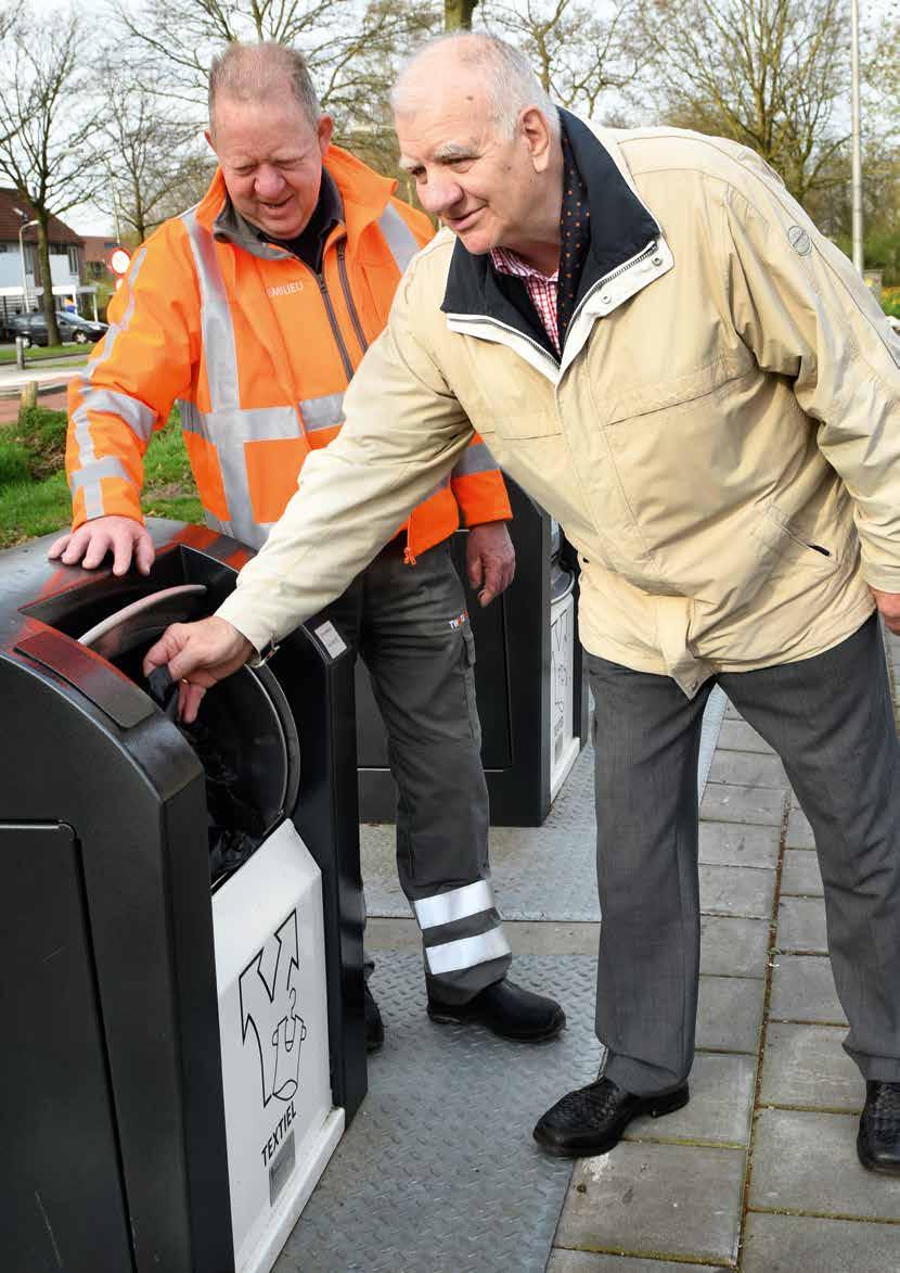 Inhoudsopgave Voorwoord 4 Conclusies 216 en doorkijk 217 Volop aan de bak 6 Twente Milieu ondersteunt gemeenten 6 Leeswijzer 7 Gemeente 8 Demografie 8 Afvalbeleid 8