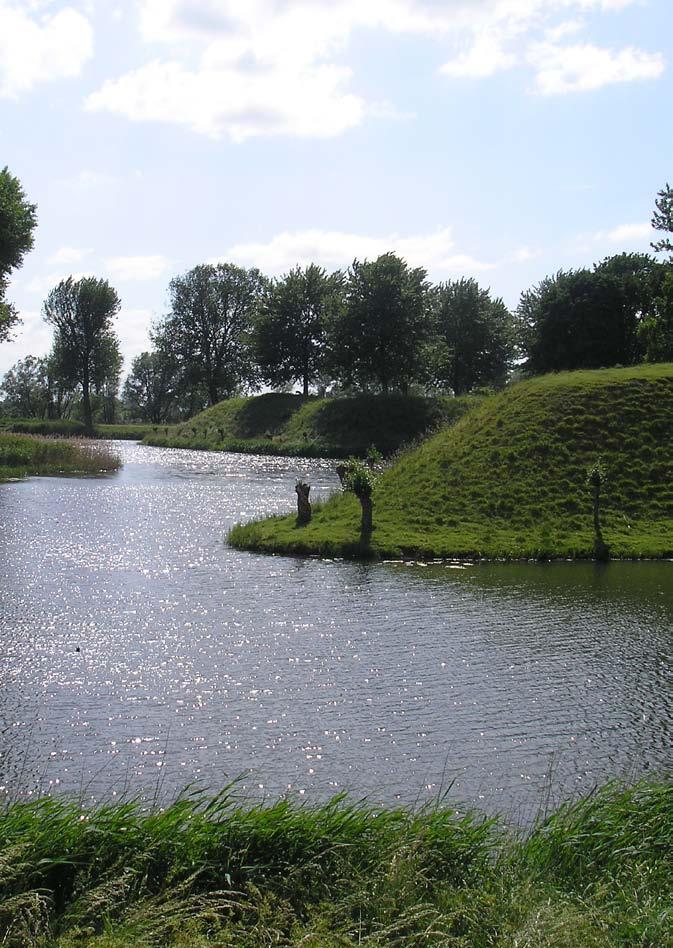 Zelf had ik dat bijvoorbeeld bij de Ringwalburg boven op de Grebbeberg, het Torenfort van Honswijk, het Bastion Katten op de vesting Naarden of de toegangsweg op Slot Loevestein.