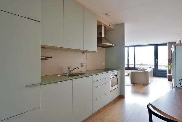 Prachtig gelegen in een van de fijnste wijken van Tilburg treft u dit appartement.
