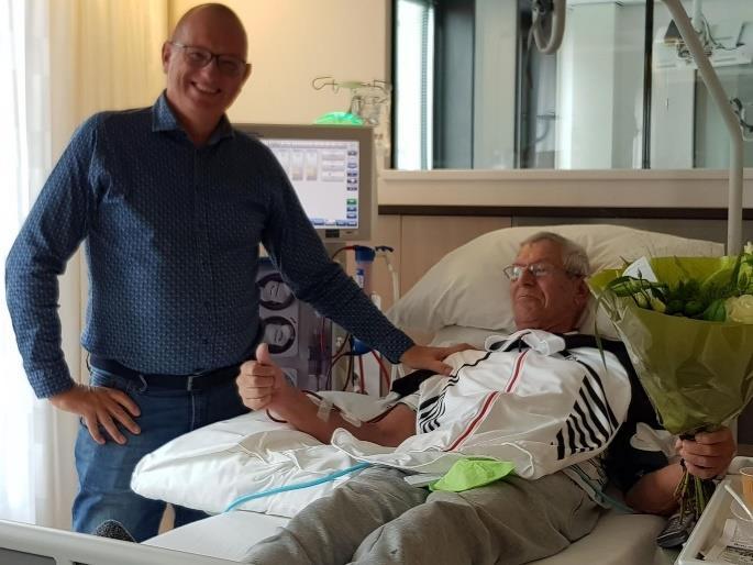 Tour de Dialyse brengt patienten in beweging op de Dialyse afdeling in Reinier De Graafziekenhuis. Dhr. Van Zutphen is uiteindelijk eerste geworden in het algemeen klassement. Ook dhr.