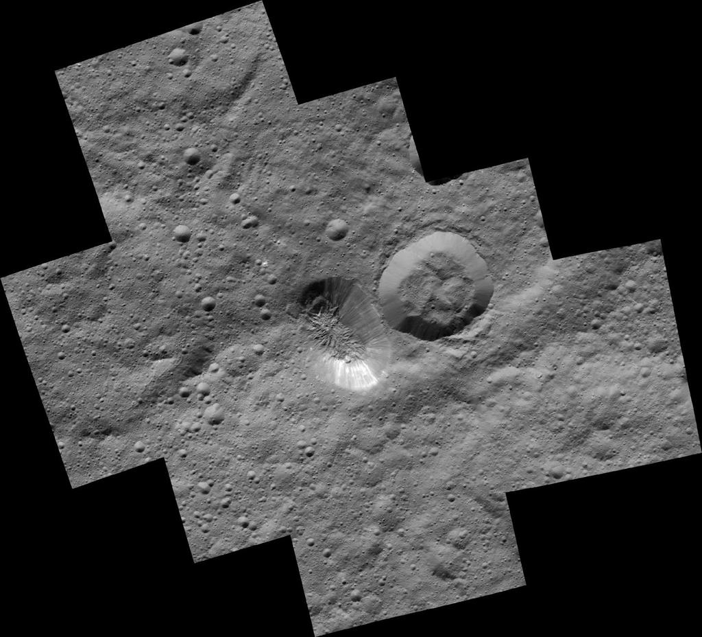 SCHITTERENDE OPNAME AHUNU MONS OP CERES Het Amerikaanse ruimtevaartuig Dawn is naar een lagere baanhoogte rond dwergplaneet Ceres gebracht. Vanaf een hoogte van 385 kilometer namen de camera's o.a. schitterende haarscherpe foto's van Ahunu Mons.