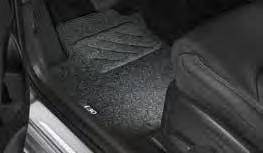 Mattenset rubber Deze duurzame rubberen vloermatten, met blauw of grijs i30-logo, houden de originele bekleding schoon en zijn