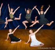 00 uur Groep 2 1 ste leerjaar - 2 de middelbaar 9.30-16 uur OPVANG in BKO Dolfijn is maar mogelijk t.e.m. 6 de leerjaar! INFO info@fit2dance.be. INSCHRIJVEN www.fit2dance.be Sportpark 9.