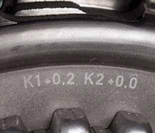 Voorbeeld 1 Vastgestelde (bolsegmentvormige) stelring bij nominale maat van koppeling K1: 1,8 mm Tolerantiewaarde van koppeling K1: -0,2 mm 1,8 mm 0,2 mm = 1,6 mm De te gebruiken (bolsegmentvormige)