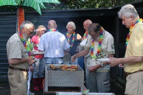 DOCOS-leden die je eigenlijk anders weinig spreekt, André, Jan, Cees, Wim noem maar op.