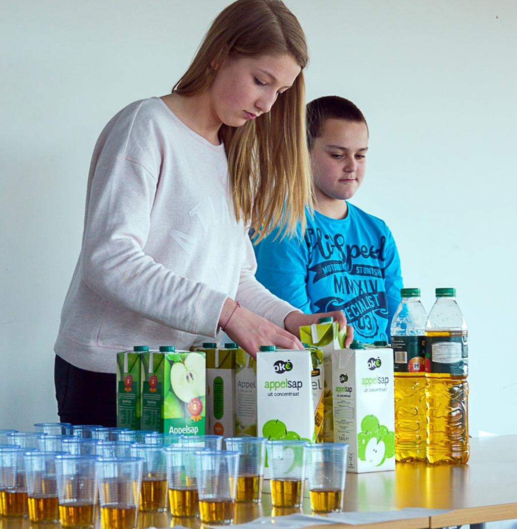 Wij staan voor je klaar! Normaal gesproken doe je op de mavo examen in 6 vakken. Bij ons krijg je in de bovenbouw 7 examenvakken: eentje meer dus! Eén van die vakken is een beroepsgericht vak.