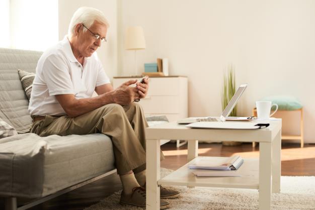 Workshop Financiën na overlijden partner Als u uw partner heeft verloren, kan het moeilijk zijn om tijd en aandacht vrij te maken voor de financiële zaken.