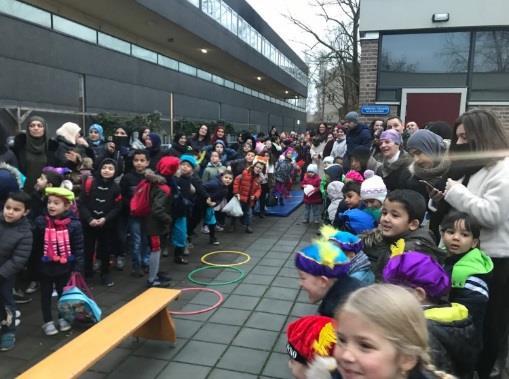 Met al die verschillende daken die Sint en zijn Pieten beklimmen, was dit voor hen natuurlijk een makkie.