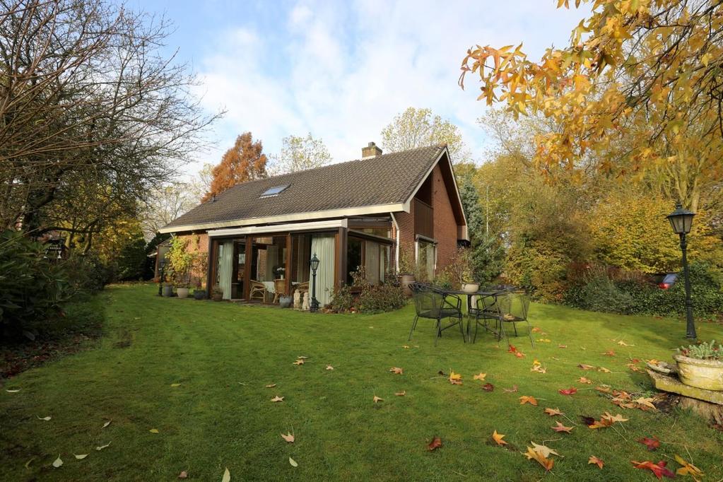 Bennekom Van Balverenweg 53 Ruime, VRIJSTAANDE SEMI-BUNGALOW op een