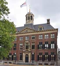 Wat was de functie van dit huis rond het jaar 1500? a. Het diende als zetel van de bisschop van Friesland D b. Het diende als hoofdgebouw van het kloostercomplex van R de Grauwe Bagijnen c.