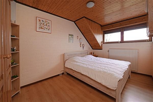 houten schroten plafond.