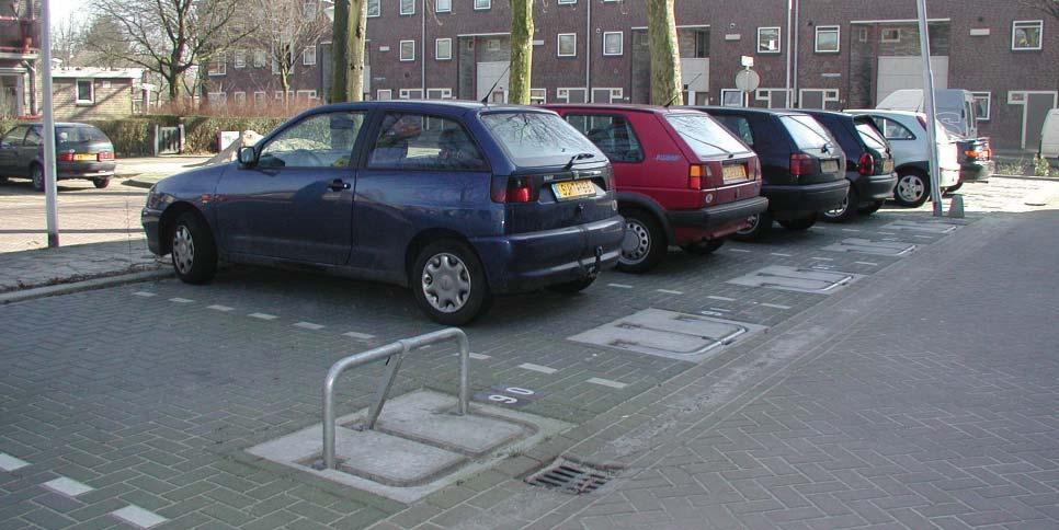 ParkeerKlikbeugel omschrijving artikelnummer middenpoot 40x40 mm/34x34 mm en europrofielcilinder met 3 sleutels, verschillend sluitend, inclusief montagemateriaal voor betonplaat of betonvoetjes 02.