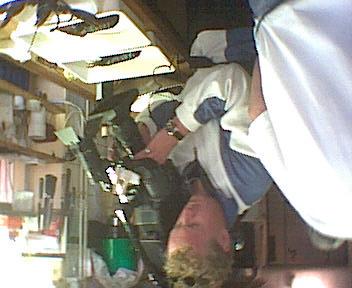 Tijdens deze happening, waar ook de nodige pers bij aanwezig waren, werd een film getoond van de opening van het kreeftenseizoen 2003 te Zierikzee.