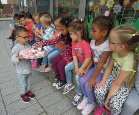 kinderen en onze school. Atelier Afgelopen dinsdag hadden wij ons eerste 'Atelier'-dans.