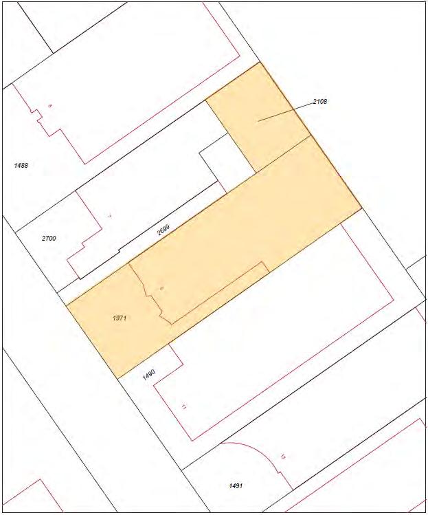 Onderscheidend : twee kranen (Abus 5T); uitstekende verhouding tussen het aantal m² s bedrijfsruimte ten opzichte van het aantal beperkte m² s