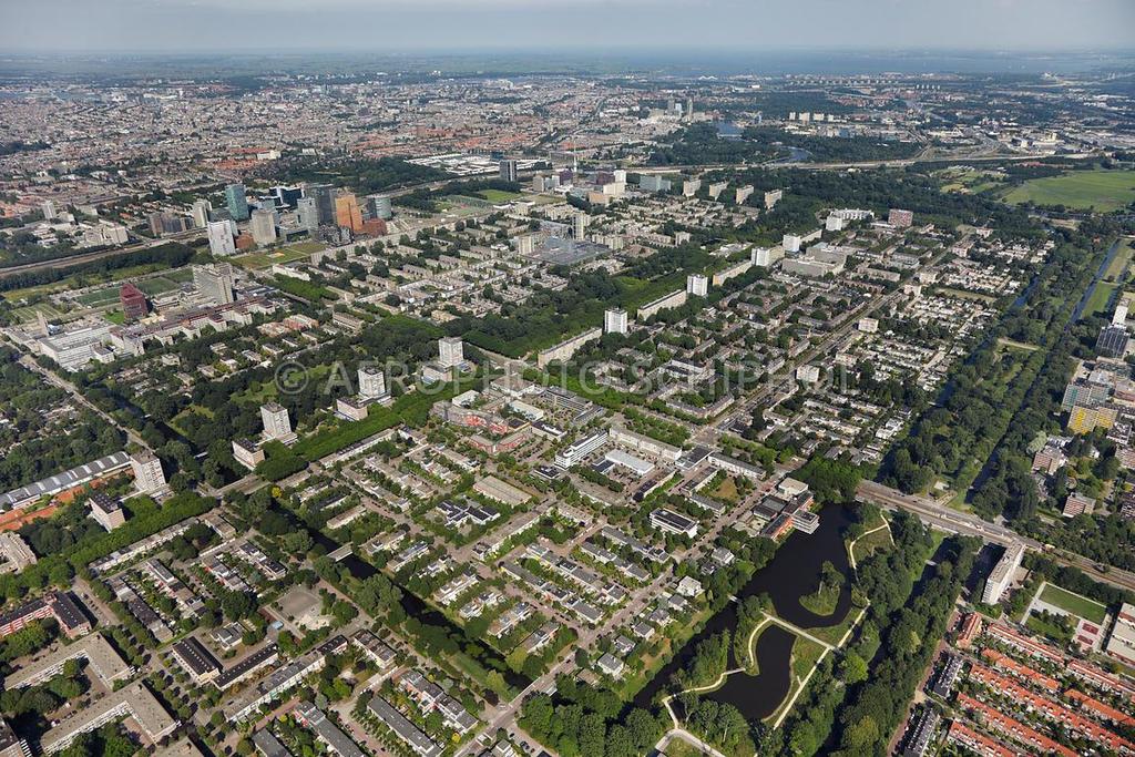 BIJZONDERHEDEN - Ruime berging in de onderbouw - Blokverwarming voor het complex - Ideaal als pied-a-terre of hoofdverblijf - Het appartement is volledig geïsoleerd - Voldoende parkeergelegenheid